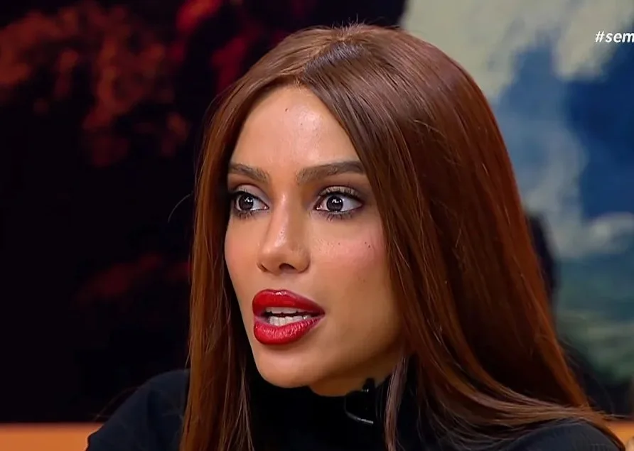 Anitta explica por que ficou em silêncio nas eleições