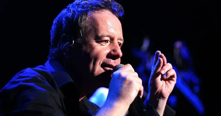 Escoceses Simple Minds regressam a Portugal em 2027