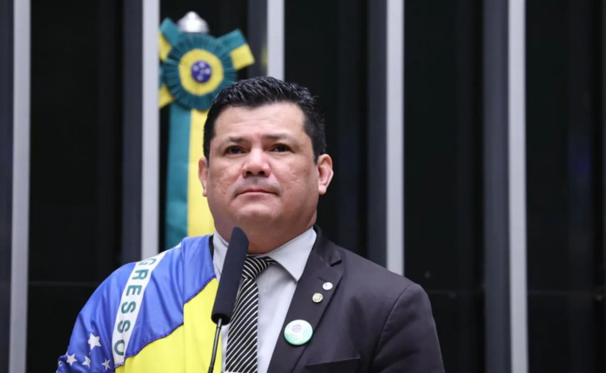 STF torna Gilvan da Federal réu por desejar a morte de Lula