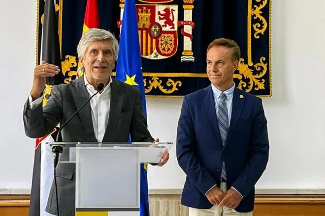 Marlaska promete vaciar los montes de Ceuta de inmigrantes ilegales antes del 1 de noviembre