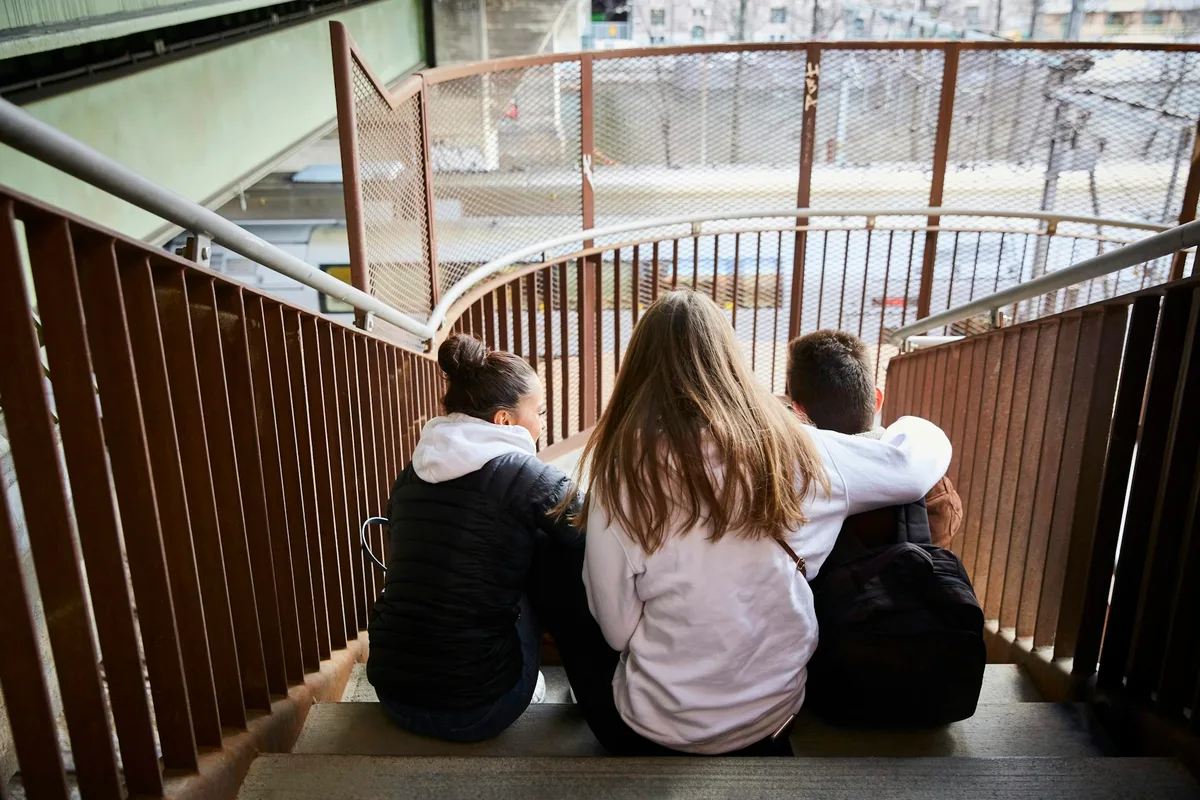 Knowing someone who attempted suicide raises young people’s own risk – new study