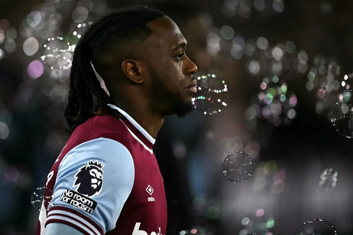 Aaron Wan-Bissaka nears West Ham exit as medical booked ahead of Aston Villa switch