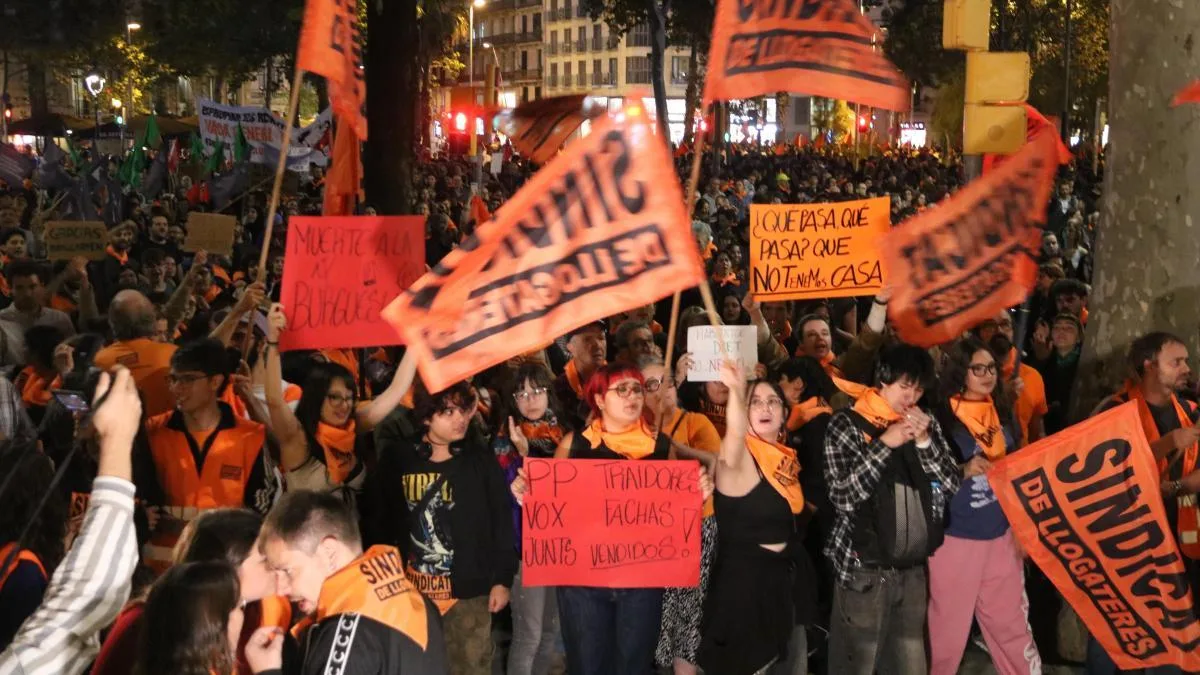 Centenares de personas se movilizan en Barcelona para “acabar con el negocio inmobiliario”