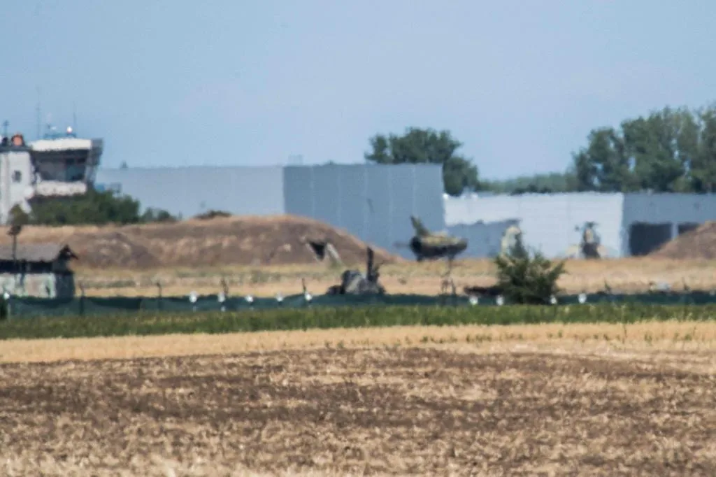 Un caza de la Fuerza Aérea húngara se estrella y el piloto consigue eyectarse justo a tiempo