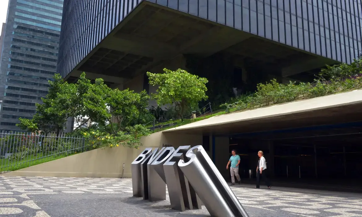 BNDES aprova R$ 3,85 bilhões em crédito para o ES no primeiro semestre
