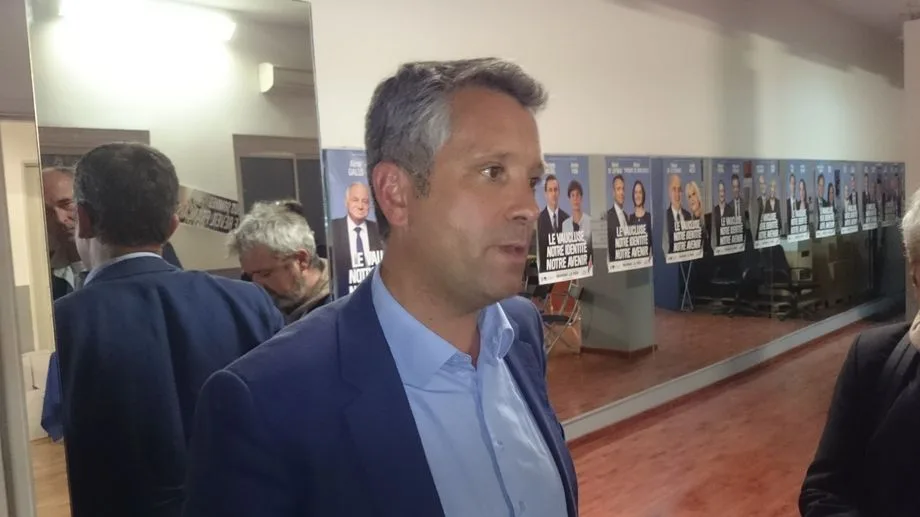 Le maire RN de Carpentras demande au préfet d'interdire la manifestation de La France Insoumise