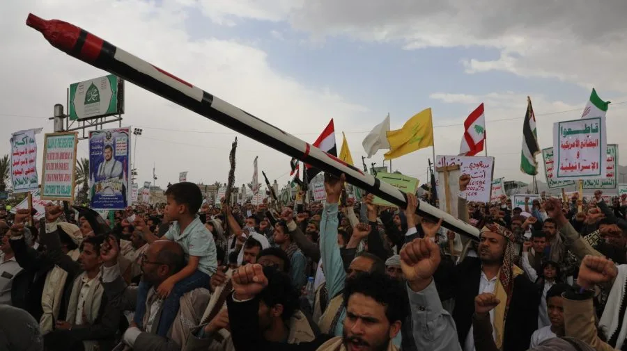 Houthis say US ships won't be targeted in Red Sea