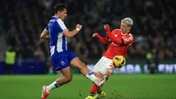 FC Porto-Benfica: águia de veia goleadora desafia a solidez defensiva do dragão