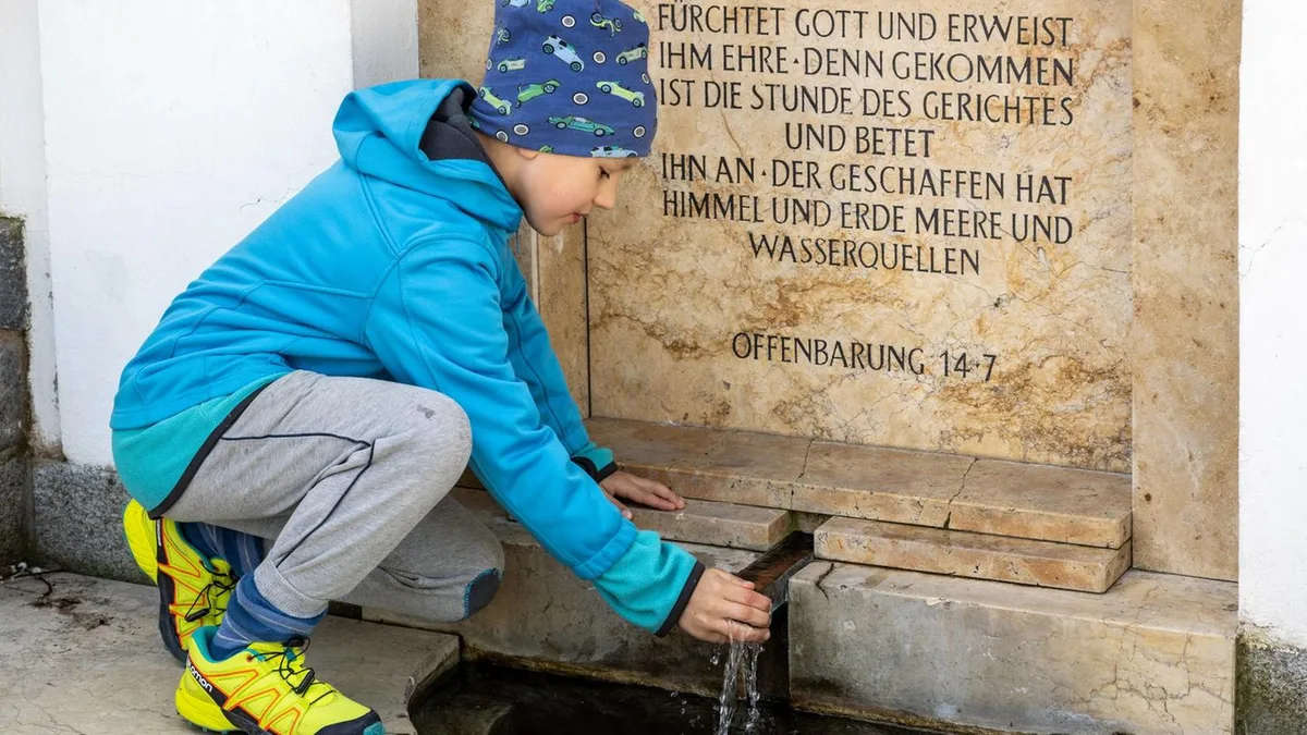 Extremwetter: Heilige Quelle in Niederbayern versiegt – Pfarrer rügt Besucher