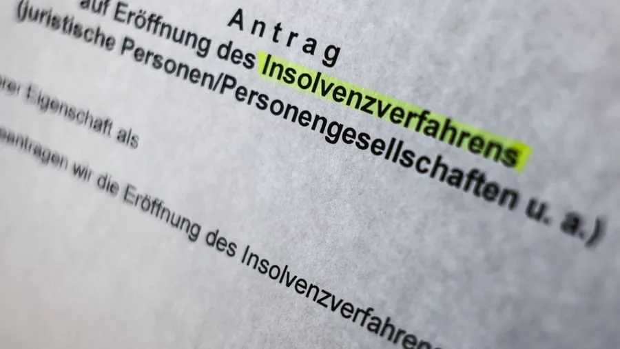 Pleitewelle: Welle von Unternehmenspleiten rollt weiter