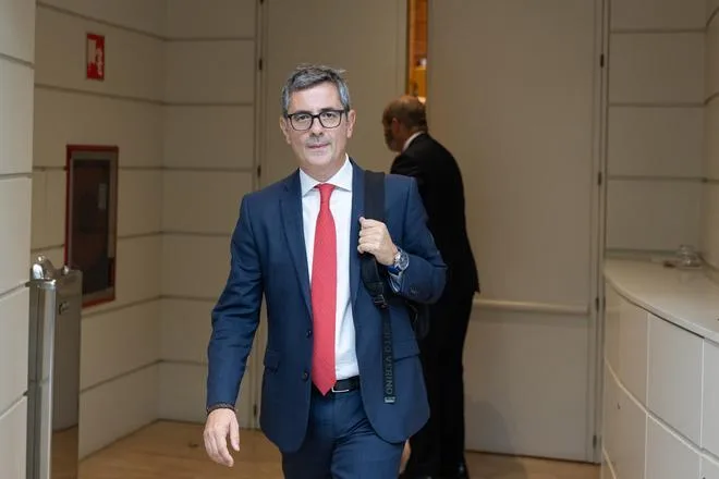 Bolaños no se conforma con la respuesta del CGPJ a su queja contra el juez Peinado y exige que se investigue