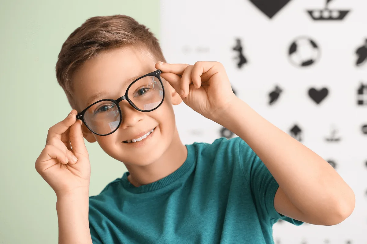 Miopia infantil: veja 10 mitos e verdades sobre a saúde visual das crianças