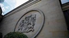 Snooker player Graeme Dott goes on trial over child abuse allegations