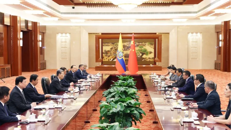 China's top legislator meets Ecuadorian president