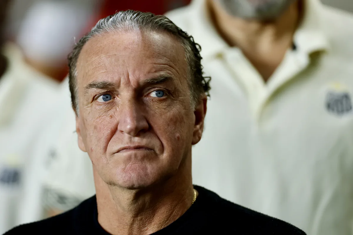 Cuca vibra com nova vitória do Santos fora de casa: "Uma queda nos pênaltis não tira o crédito"