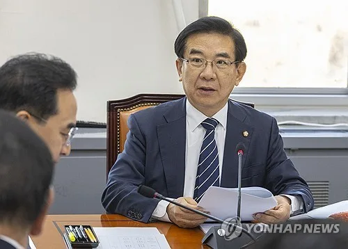 KTX 열차 내 자판기 고장 수리 '하세월'…최장 513일 소요