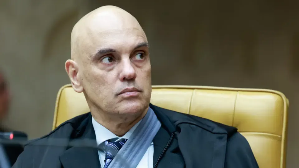 Alexandre de Moraes é alvo de pedido de impeachment no Senado