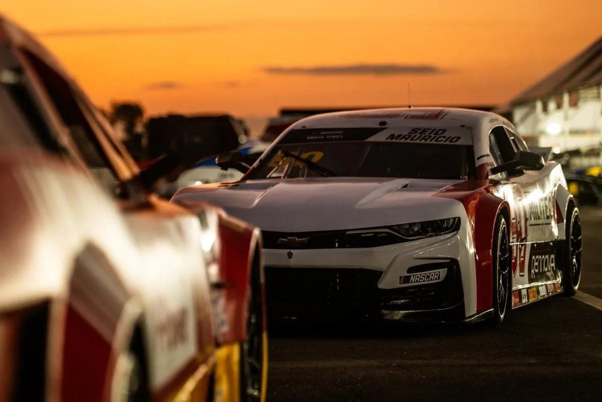 NASCAR Brasil: Com treino separado por grupos, Ricardo Maurício lidera primeira sessão no oval de Curvelo