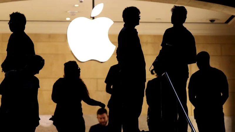 Apple set to unveil foldable iPhone next month
