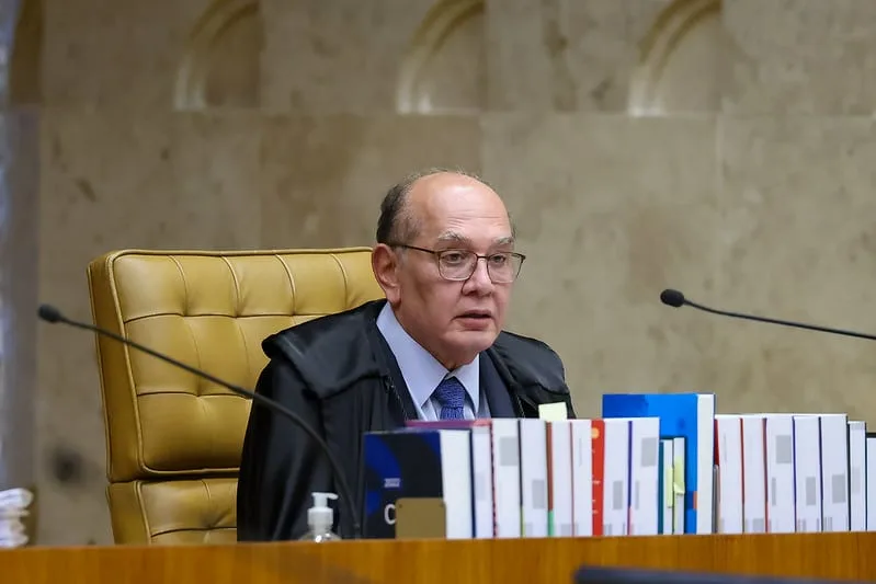 Gilmar segue Zanin e manda PF compartilhar dados do celular de Vorcaro