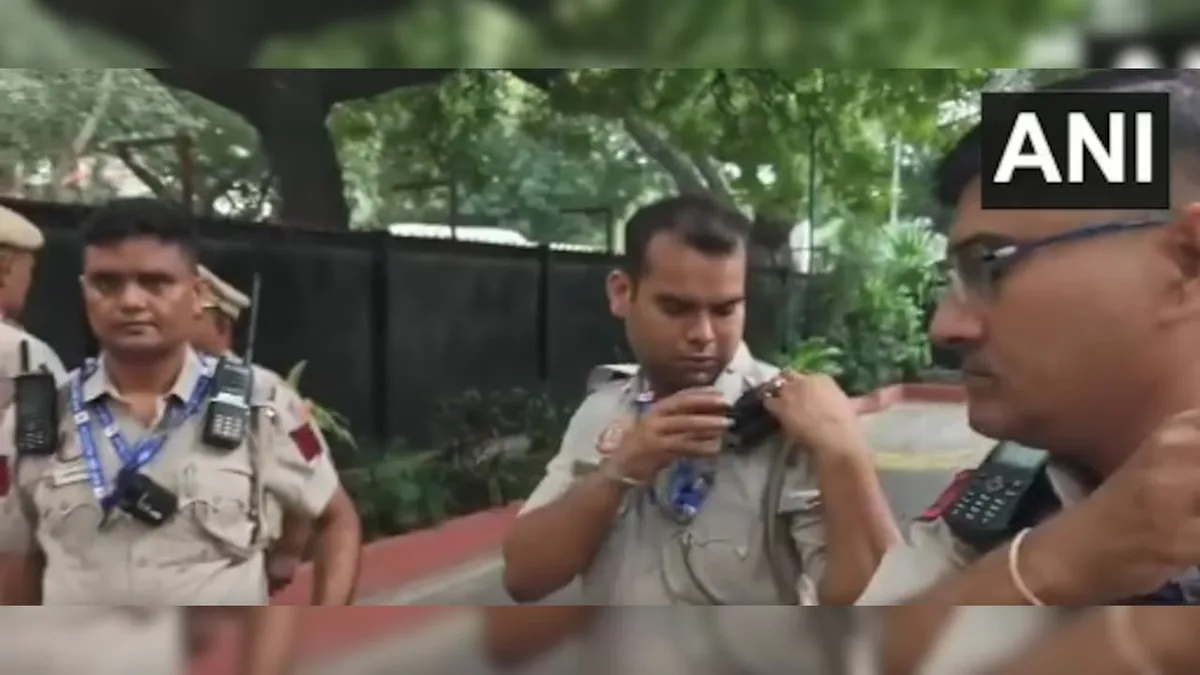 Delhi Police Deploys 35,000 Personnel With Bodycams Ahead Of CJP Protest