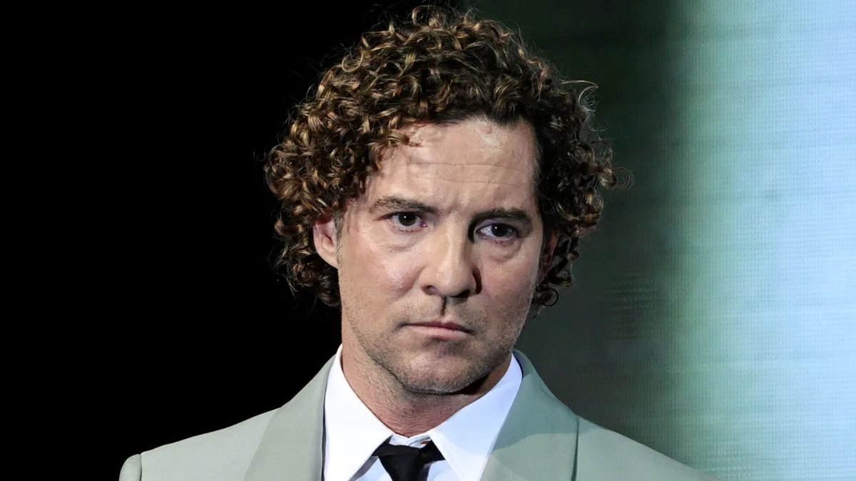David Bisbal recuerda los momentos más tristes del alzhéimer de su padre: "Fue durísimo el día que no me reconoció"