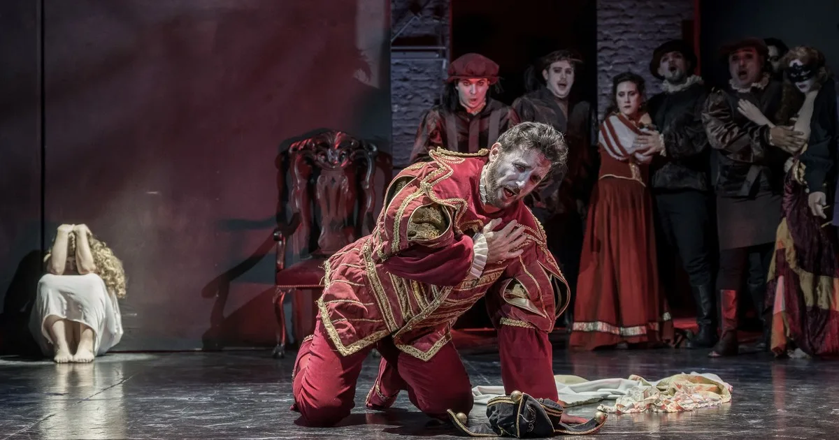 Cómo será la nueva puesta de "Rigoletto", que este viernes se estrena en Teatro Avenida, en el marco de la temporada 2026 de Juventus Lyrica
