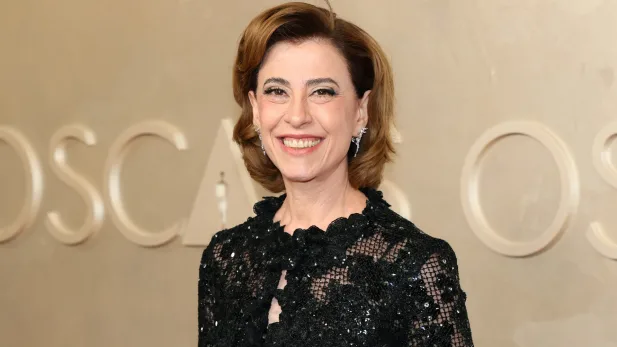 Fernanda Torres responde se pretende voltar às novelas brasileiras; assista Foto: Getty