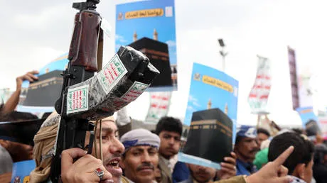 Houthis vow to spare foreign ships after seizing key Red Sea chokepoint