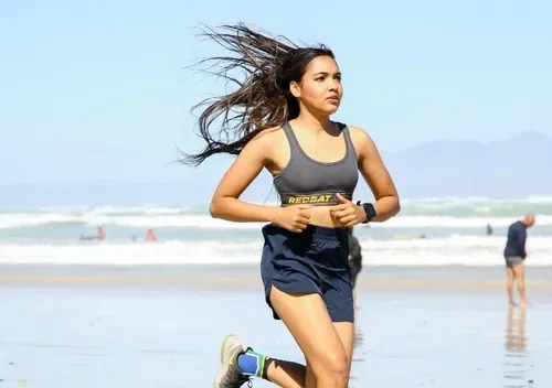 Kayla Jenecker's three-day run to raise awareness against bullying