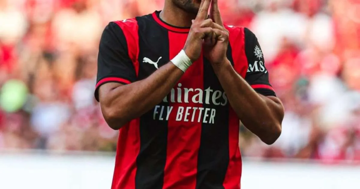 Milan vence o Manchester United de virada em amistoso; Gonçalo Ramos decide