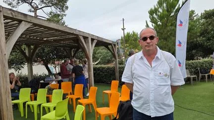 "C'est le bonheur après cette période tendue" : une journée dans un parc aquatique pour des sinistrés des incendies en Gironde