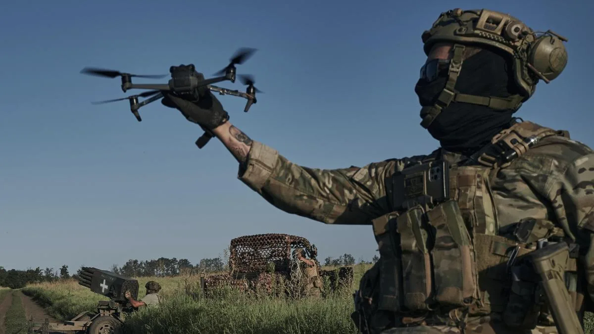 Dos cazas españoles derriban un dron que violaba el espacio aéreo rumano