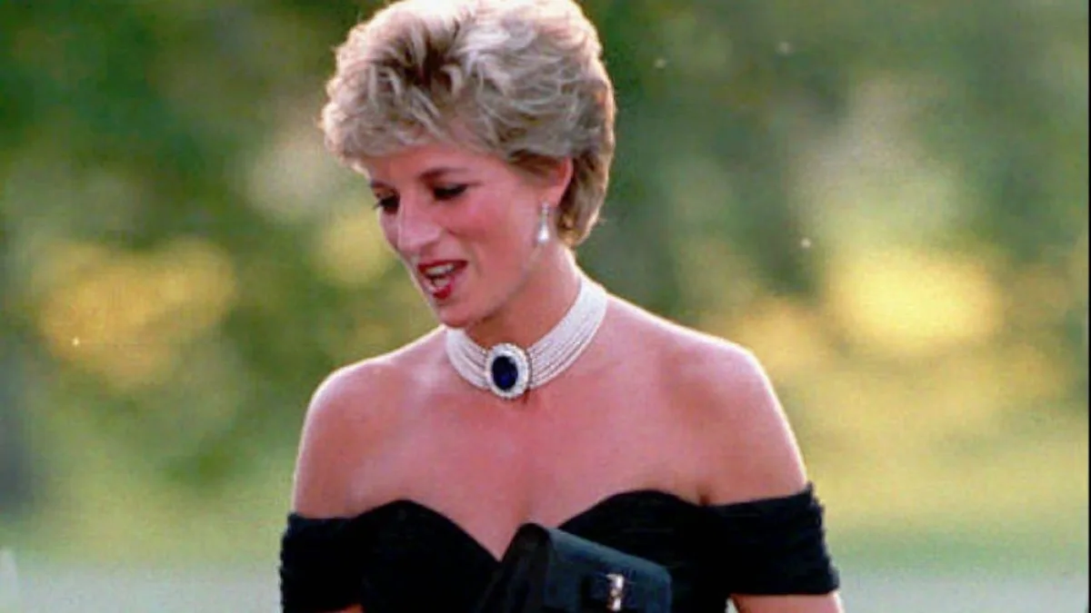 Princess Diana’s ‘revenge dress’ up for auction for first time in decades