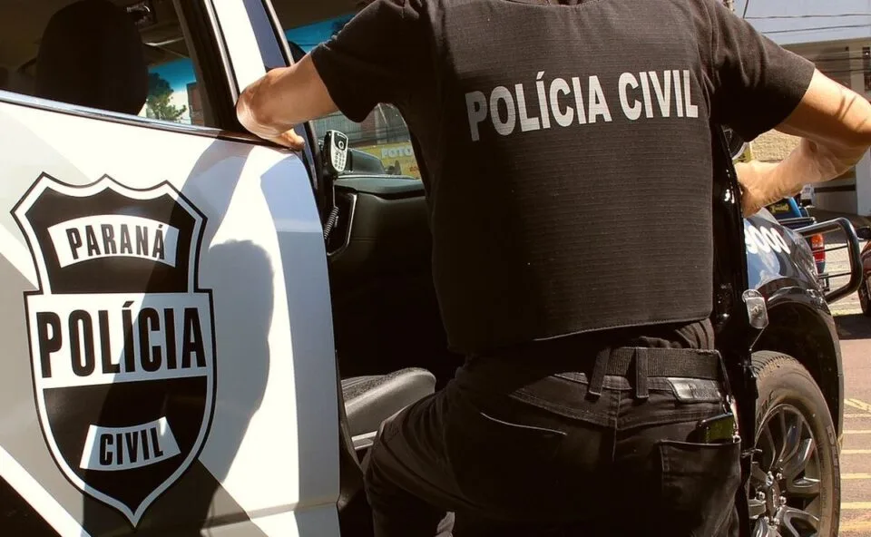 Tapas e empurrões! Homem agride a própria sogra durante discussão com a esposa e é preso em Jacarezinho