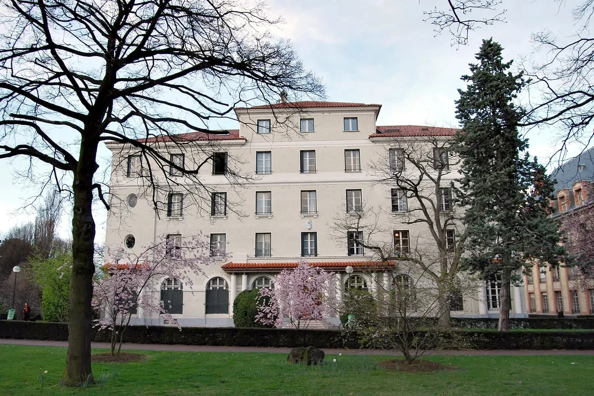 Qué se sabe sobre la investigación que pidieron en Francia sobre la Casa Argentina en París