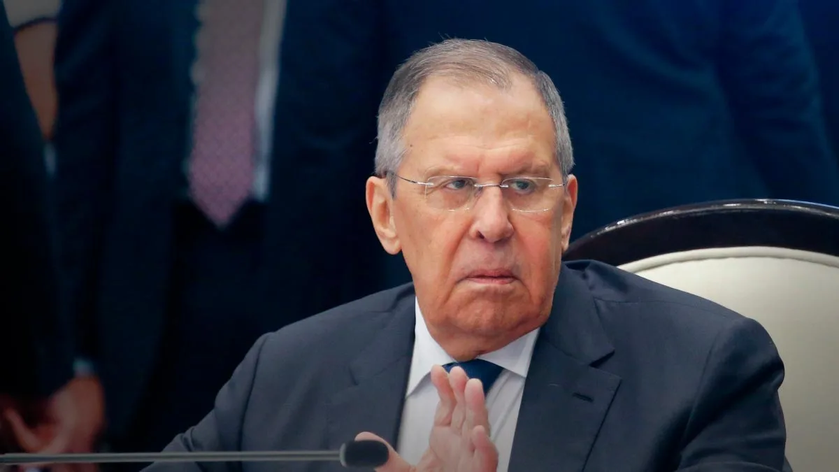 Лавров заявил, что РФ имеет право рассматривать Британию в качестве участника конфликта на Украине