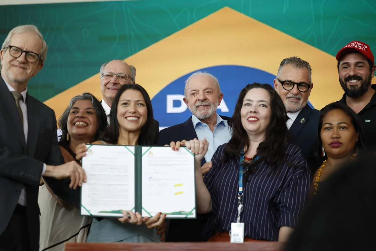 Lula cria 4 RDS e amplia Parque Nacional das Sete Cidades
