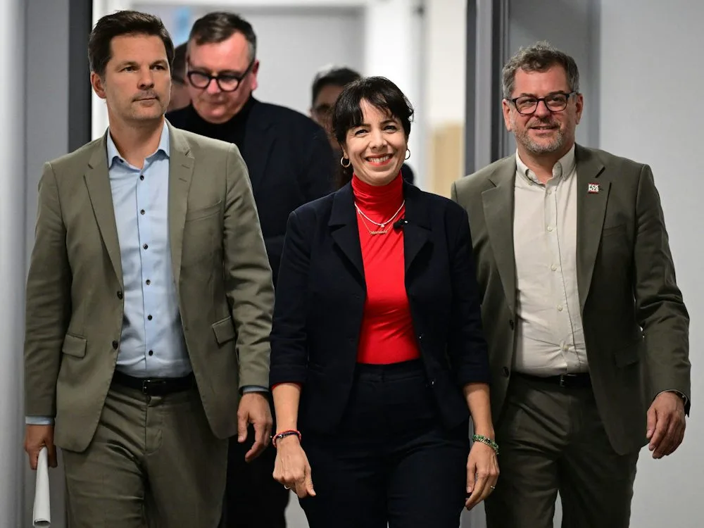 Newsblog zu den Landtagswahlen: Linke, Grüne und SPD schließen Sondierungen in Berlin ab