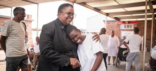 Deputy Minister Letsike visits Merewent Cheshire Home in Durban