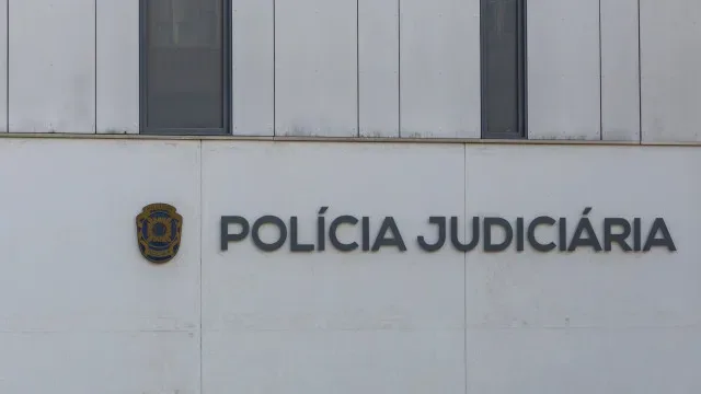 Laboratório da PJ sem acreditação? Ministra garante validade das provas