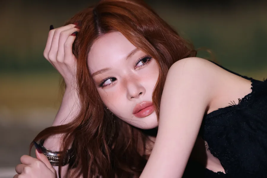 Chungha Parts Ways With MORE VISION