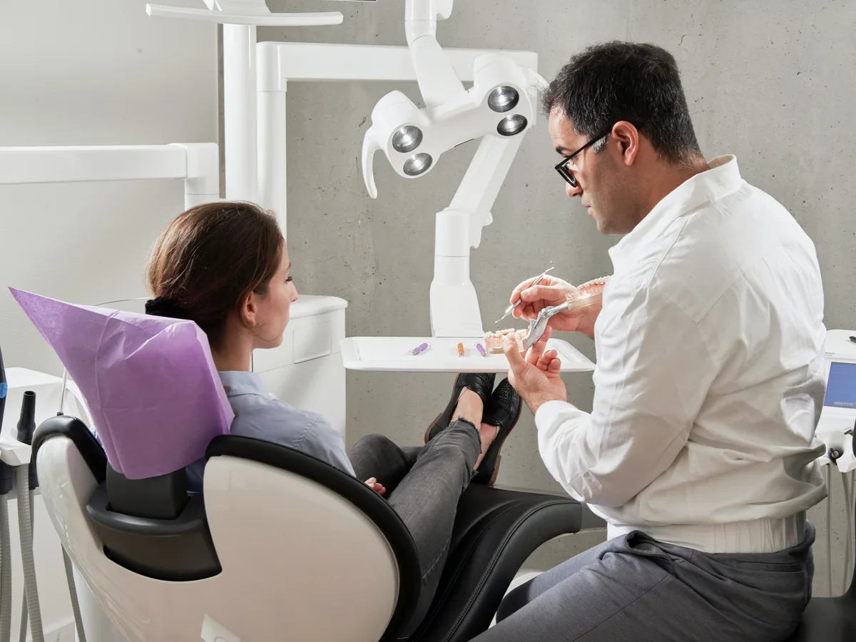 Por que o país com mais dentistas do mundo negligencia a saúde bucal?