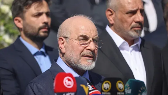 Principal negociador iraniano quer "ordem regional" em visita ao Iraque