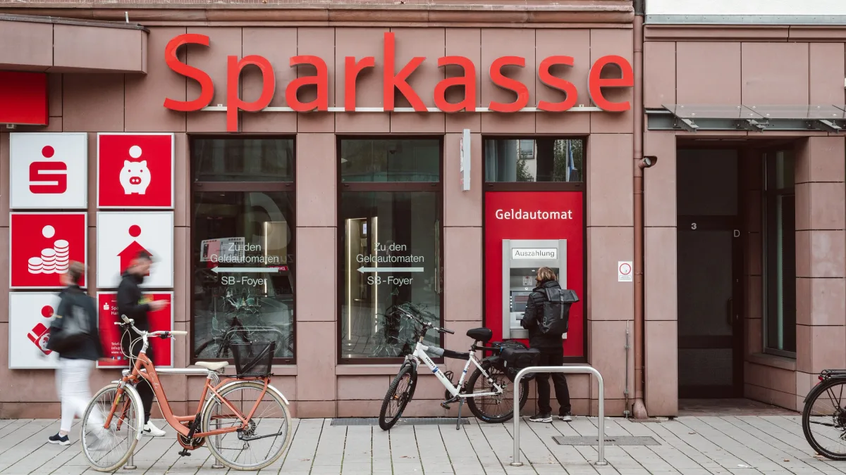 Public-Pay-Studie: Wieviel die Chefs kommunaler Unternehmen verdienen