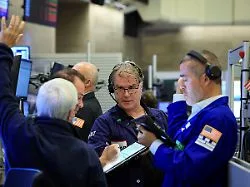 Moderna legen um 180 Prozent zu: Entspannung am Anleihenmarkt hebt die Stimmung an der Wall Street