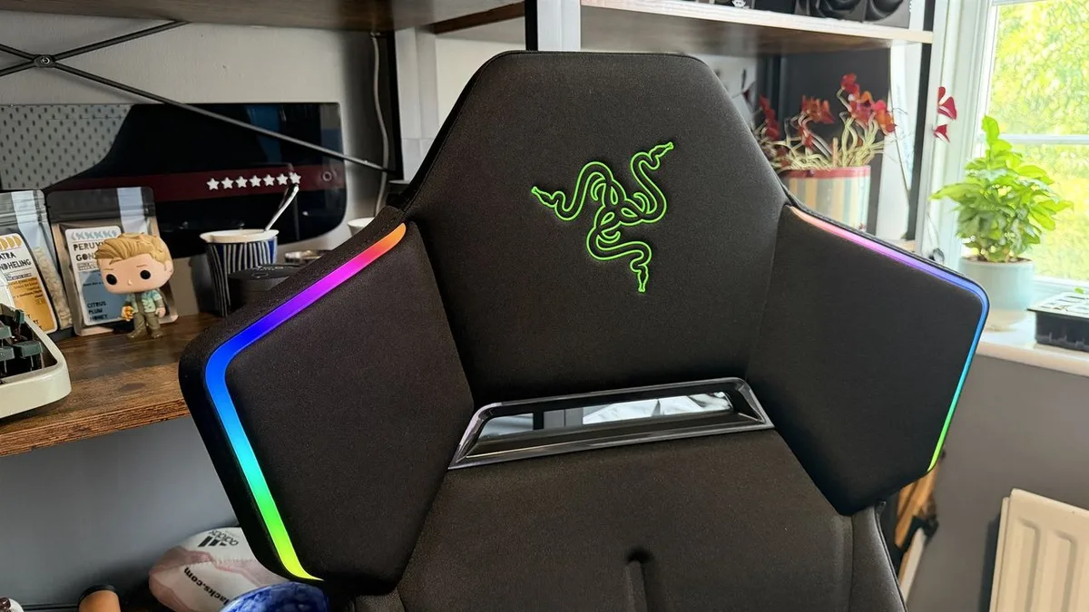 The Razer Soma Chroma has a silly name, silly price tag, and sillily requires you bring your own battery to light the thing up