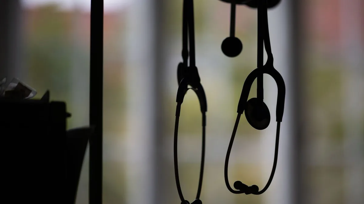 Festnahme: HNO-Arzt soll Männer unter Schmerzen sexuell genötigt haben