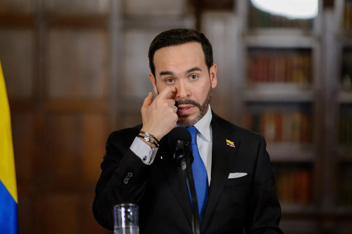 Abelardo de la Espriella expuso el déficit fiscal que heredó del gobierno de Gustavo Petro: “Lo advertí apenas llegué al Gobierno”