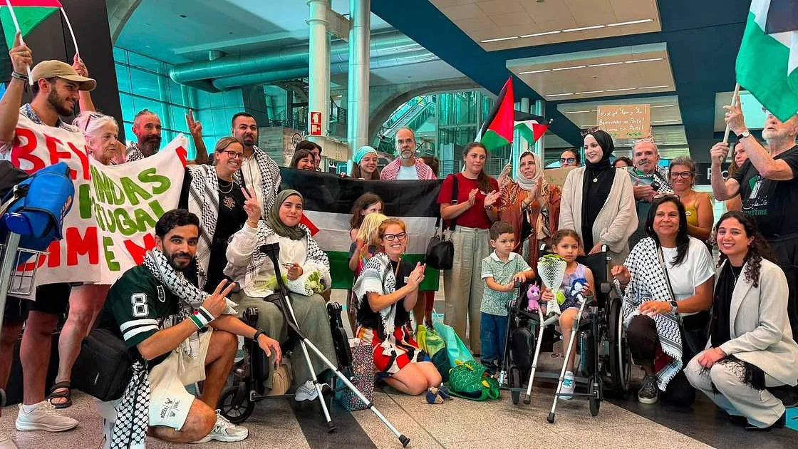 Duas crianças palestinianas de Gaza chegam a Portugal para receber tratamento médico